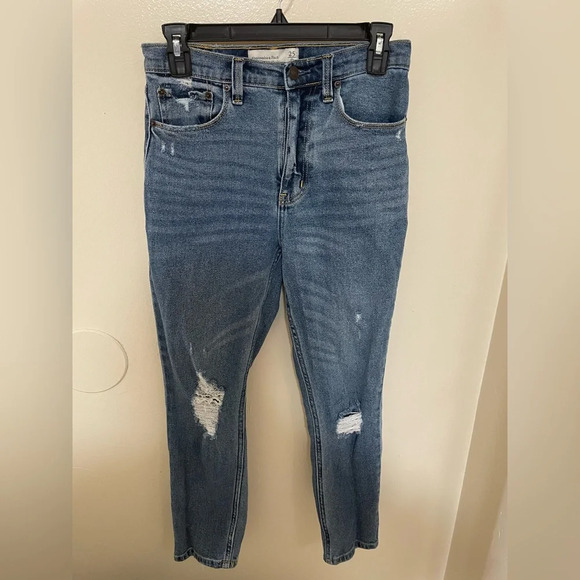 ✨2 For $6 Abercrombie & Fitch Mom Jenas Size 25/0R #B1 - Picture 1 of 11